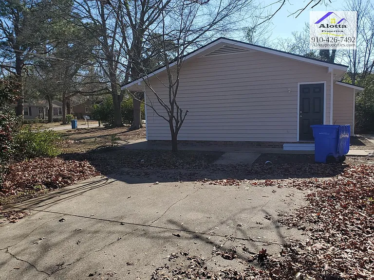 300 Rodie Ave — Photo 11