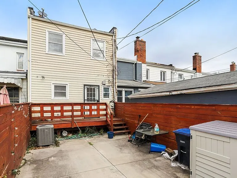 3351 Clay St NE — Photo 37