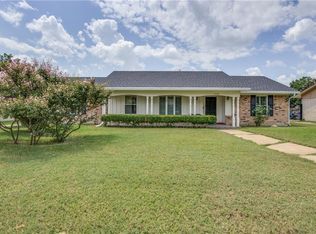 3434 Pine Tree Cir, Farmers Branch, TX 75234