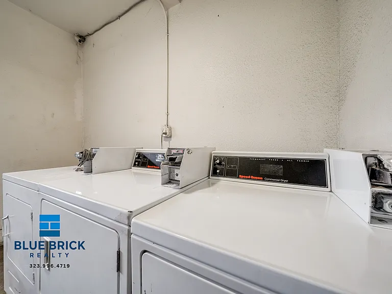 1420 S Flower St #10 — Photo 7