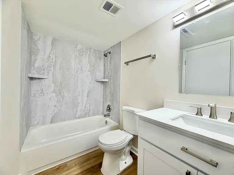 Sherwood Forest Apartments — Photo 47