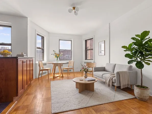 385 Argyle Rd APT 6E, Brooklyn, NY 11218