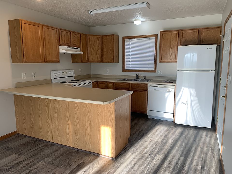 1st image of 1114 Cornell St #102