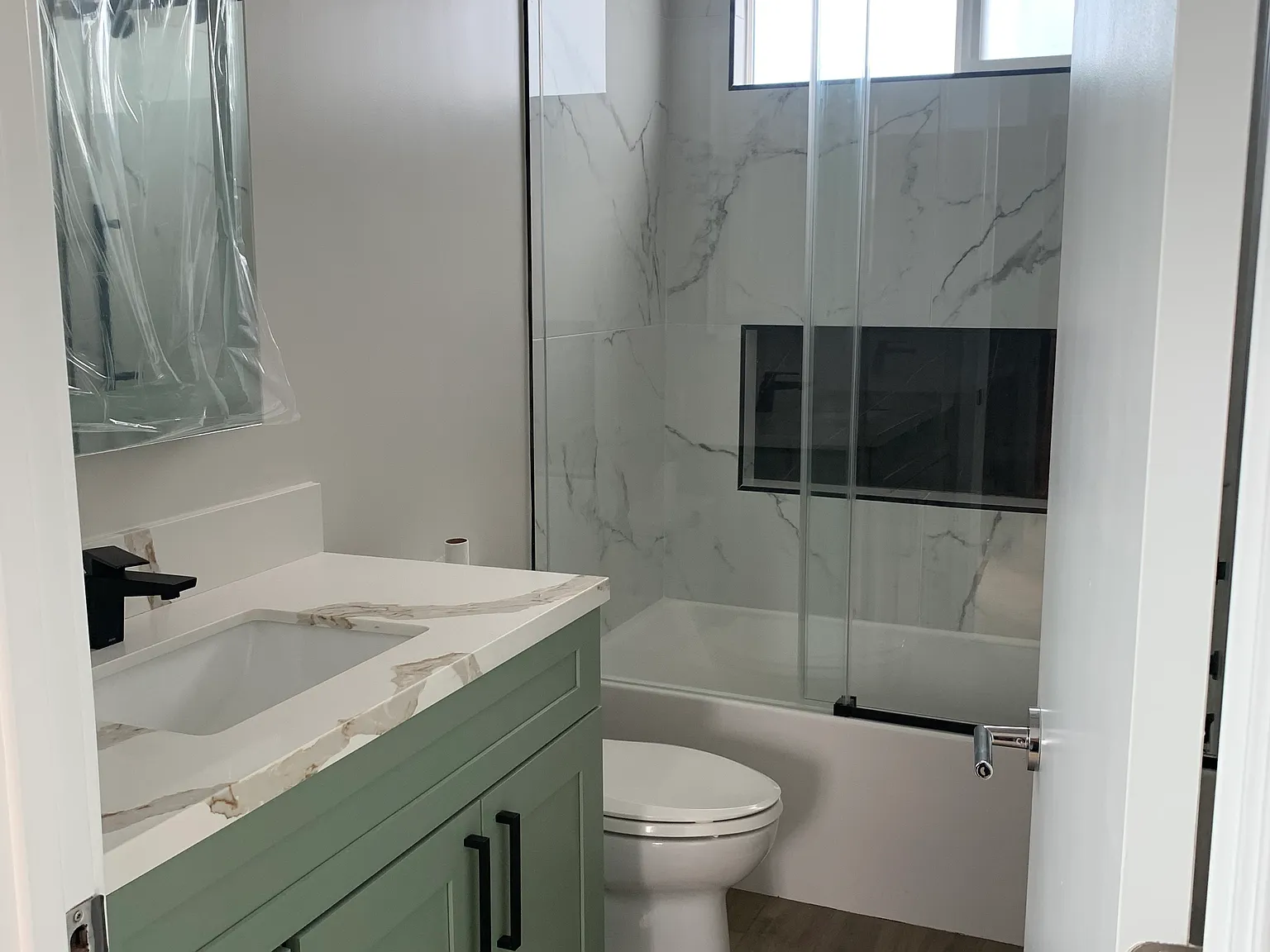 2 bed, 850 sqft, $2,800 — Photo 4