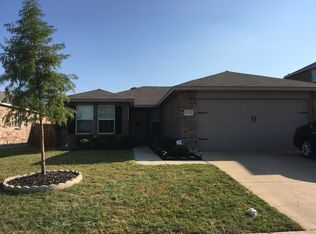 6045 Deck House Rd, Fort Worth, TX 76179