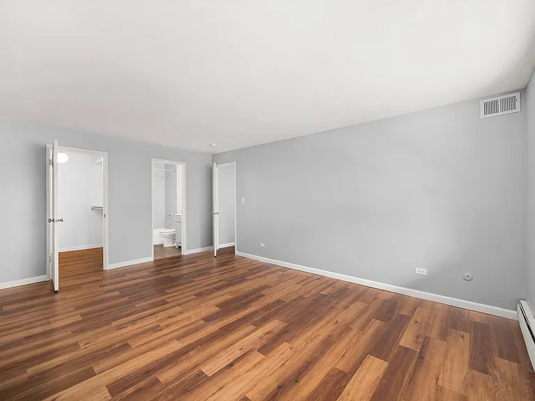 1206 E Fairview St #305 — Photo 16