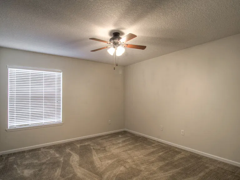 2852 Spoonbill Trl — Photo 9