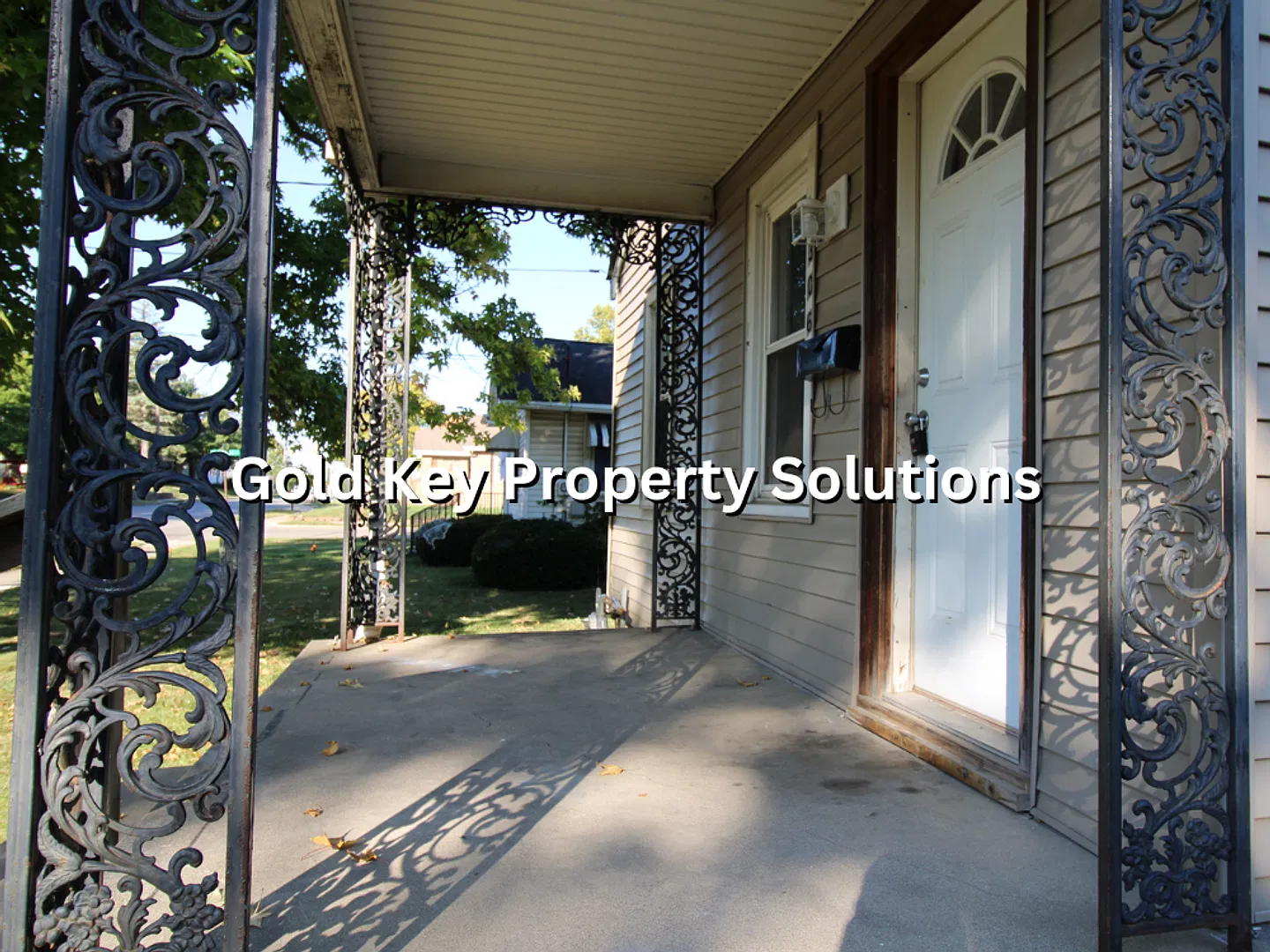 Nice And Spacious 3 Br 1 Ba House With Garage And Basement (No Section 8) — Photo 2
