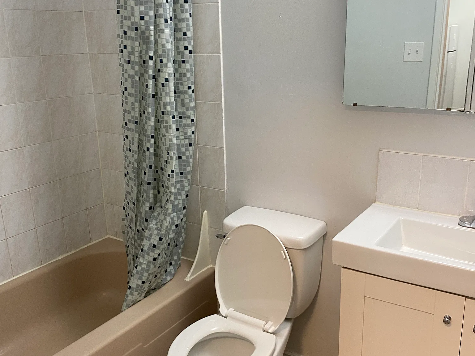 Vista on 78th - 1 Month Free! — Photo 3