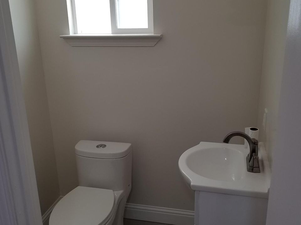 1st image of 7849 N Moreland St