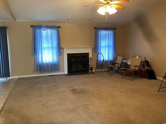 3rd image of 10937 Sylvan Vista Dr