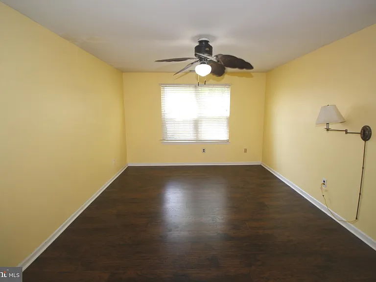 681A Rose Hollow Dr — Photo 22