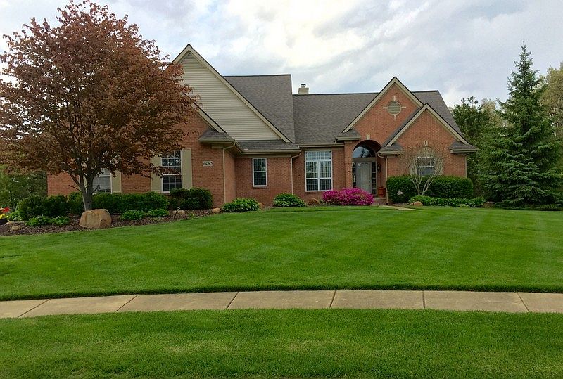 1st image of 600 Akehurst Ln