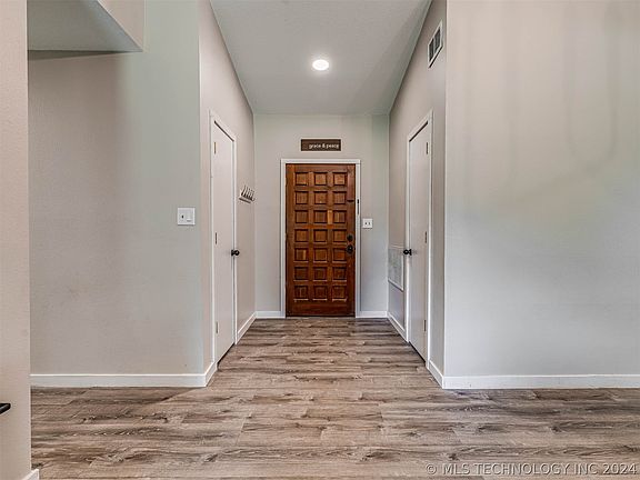 3rd image of 128 Spunky Creek Dr