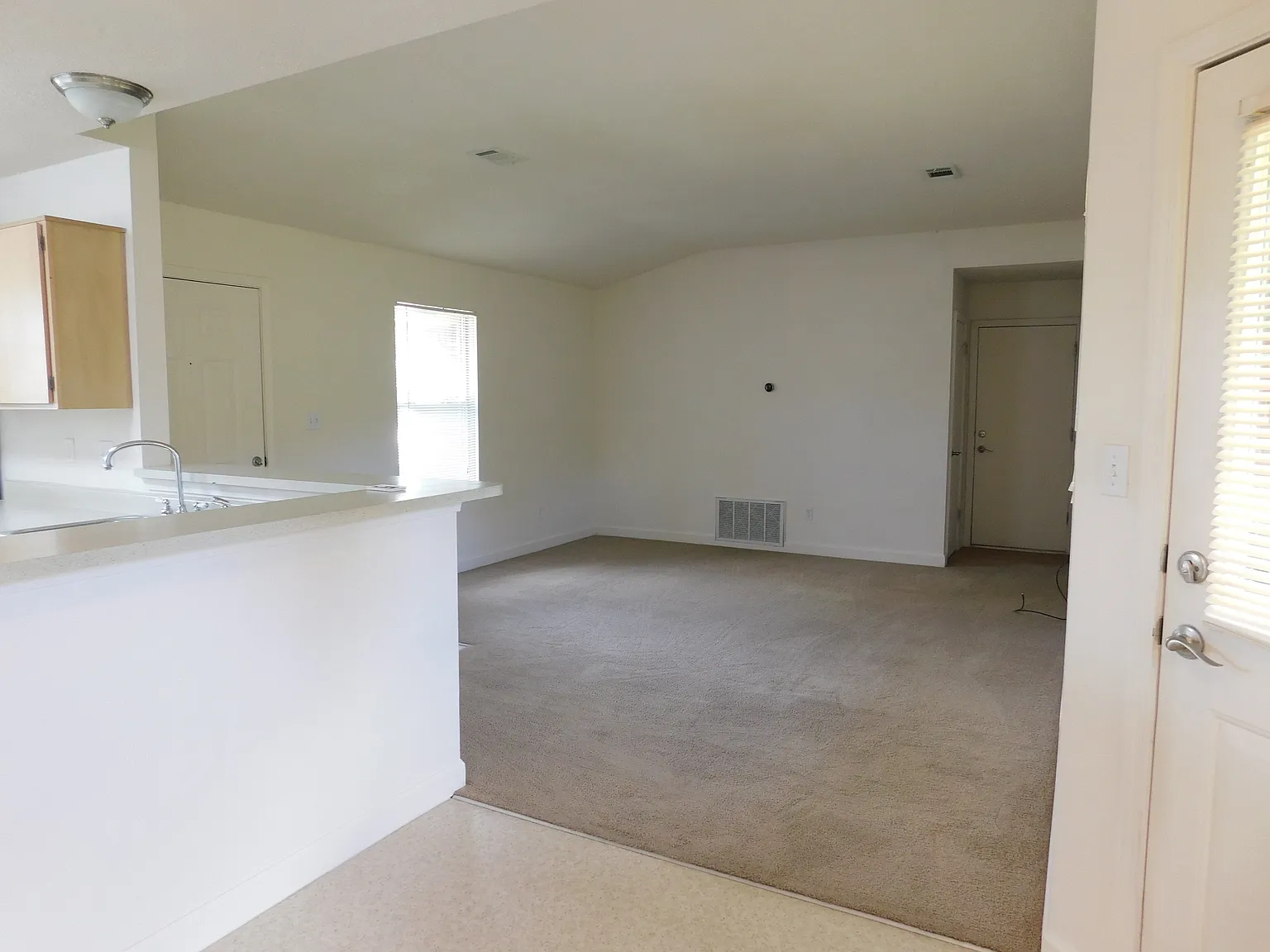 40 Callan Ct — Photo 2
