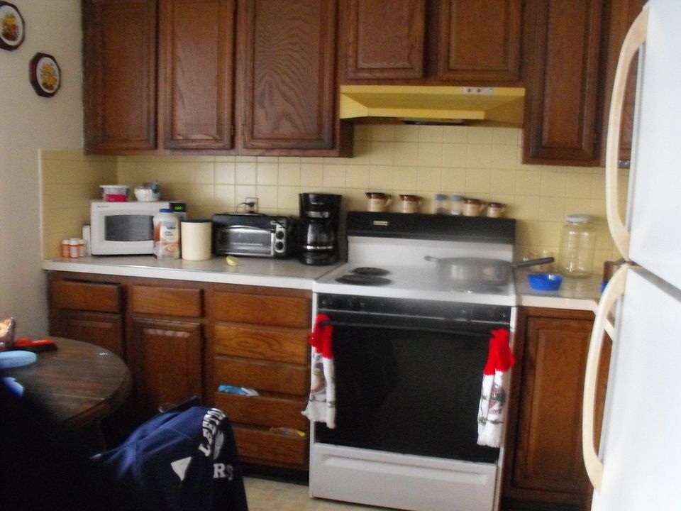 2nd image of 394 Washington St