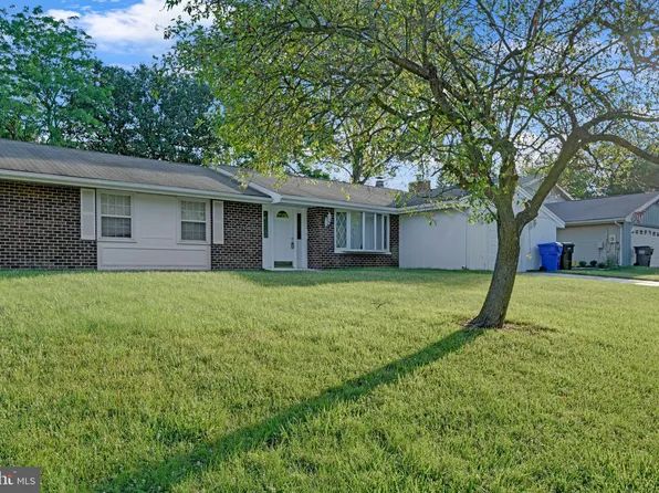 6109 Ronna Cir, Waldorf, MD 20601