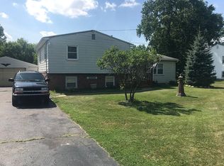 2384 Howe Rd, Burton, MI 48519