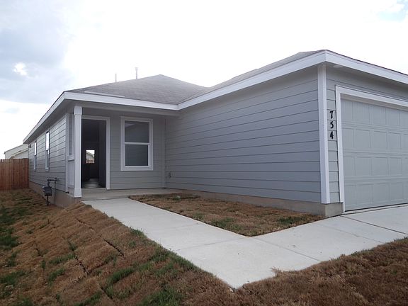 2nd image of 754 Tulsa Trl