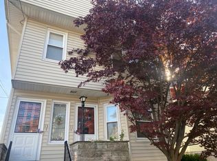 11 Alexander Ave #1M, Medford, MA 02155