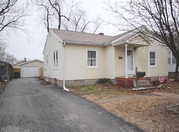 3rd image of 620 Halloran Ave