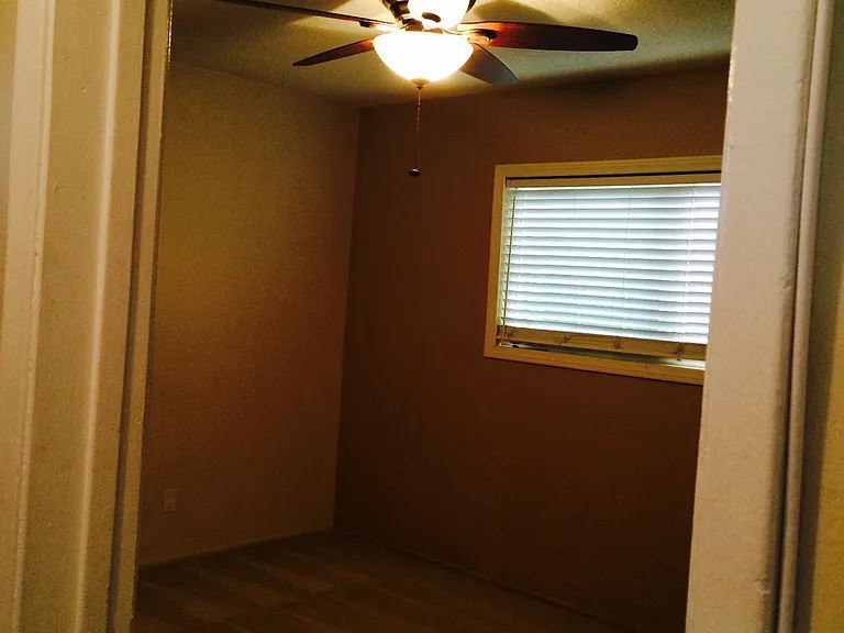 3839 Huron Ave — Photo 10