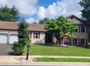 35 Independence Ct, Piscataway, NJ 08854