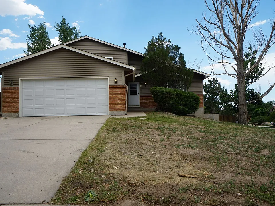 2205 Parliament Dr