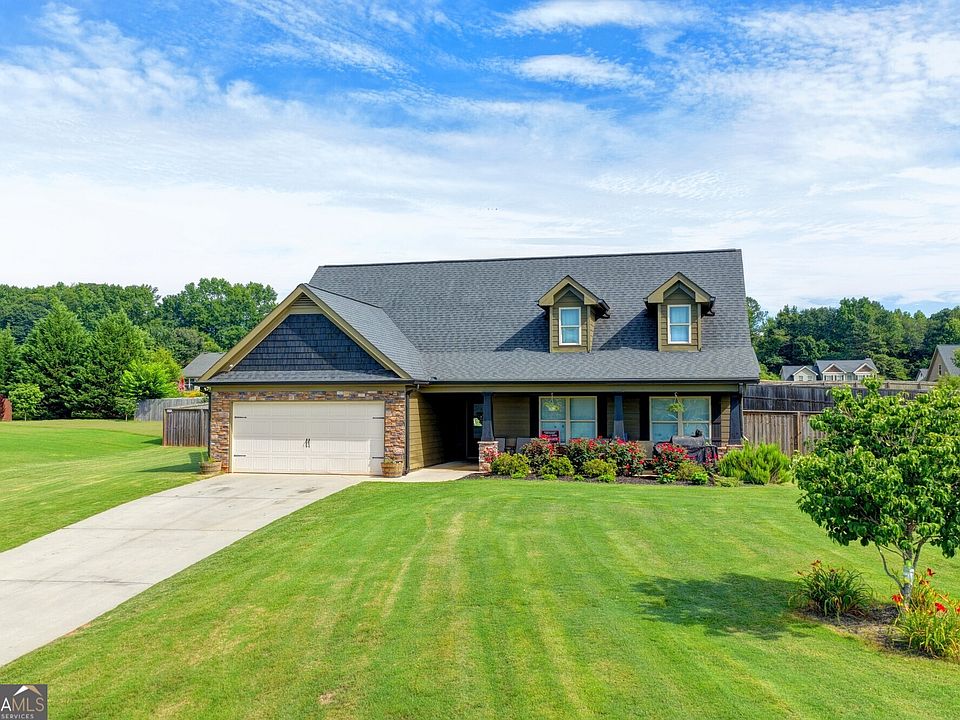 1st image of 82 Lake Point Ct