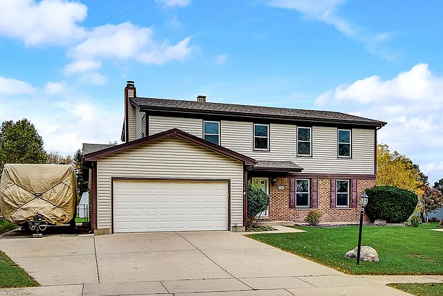 1st image of 318 Somerset Dr