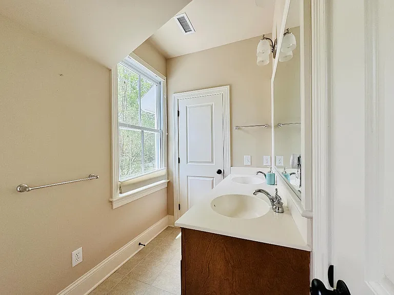 102 Wrigley Blvd — Photo 17