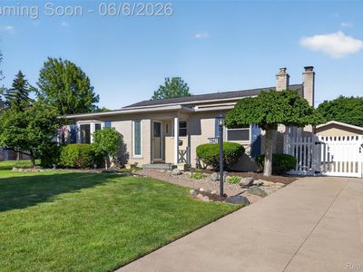 33942 Coachwood Dr, Sterling Heights, MI, 48312
