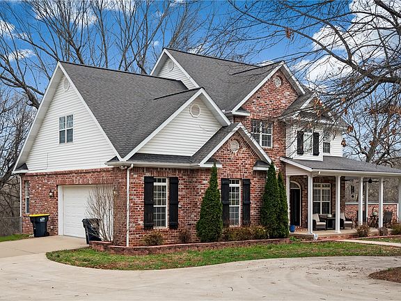 2nd image of 1629 Clover Hill Rd