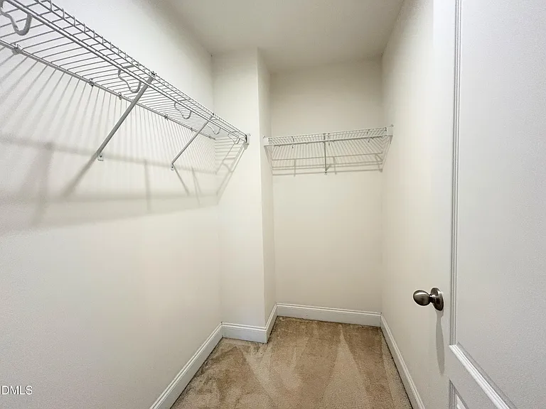 735 Lampwick Ln — Photo 23