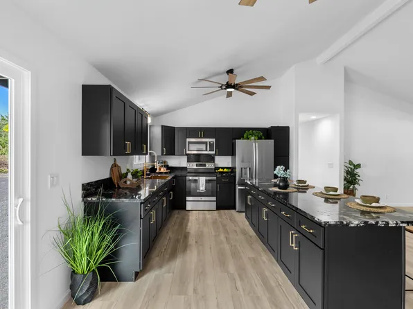 15-1370 15th Ave, Keaau, HI 96749