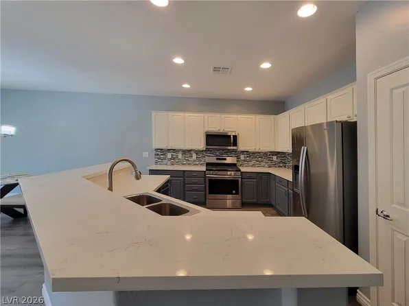 2627 Red Planet St, Henderson, NV 89044