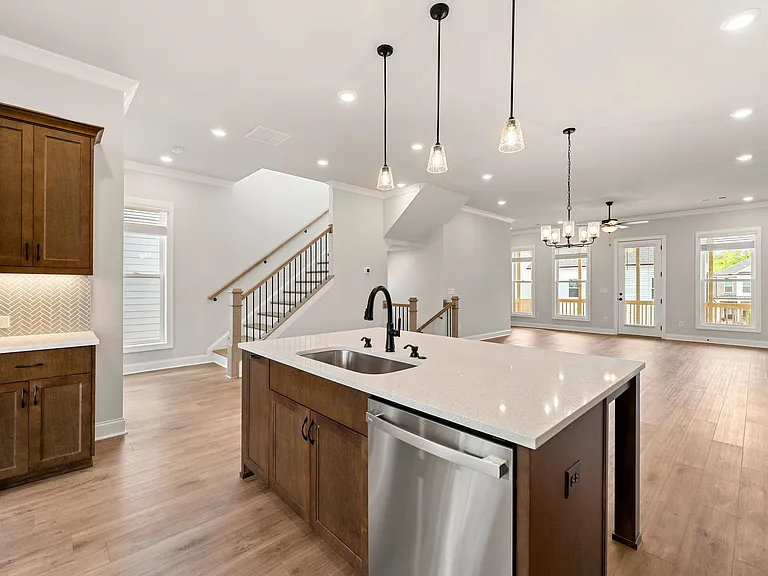 114 Stonehouse Dr — Photo 25