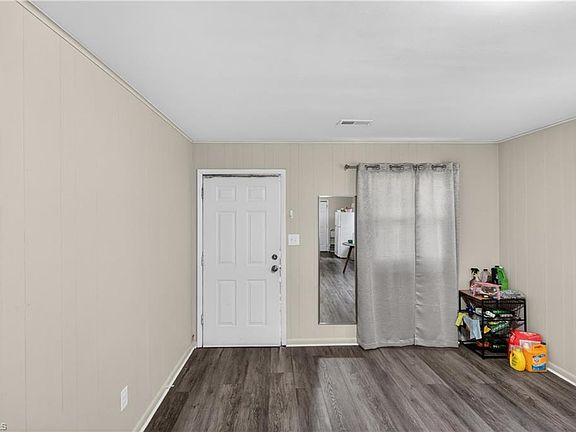 5th image of 21 Hunter St