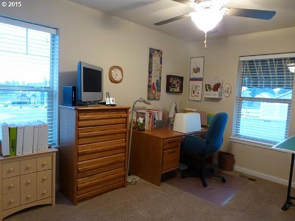 3rd image of 6207 NE 59th Ave