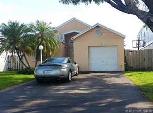 10130 SW 223rd Ter, Cutler Bay, FL 33190