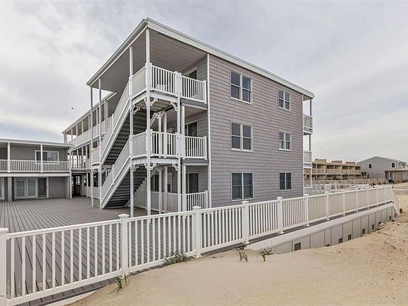 3rd image of 1 2nd Ave Unit 39