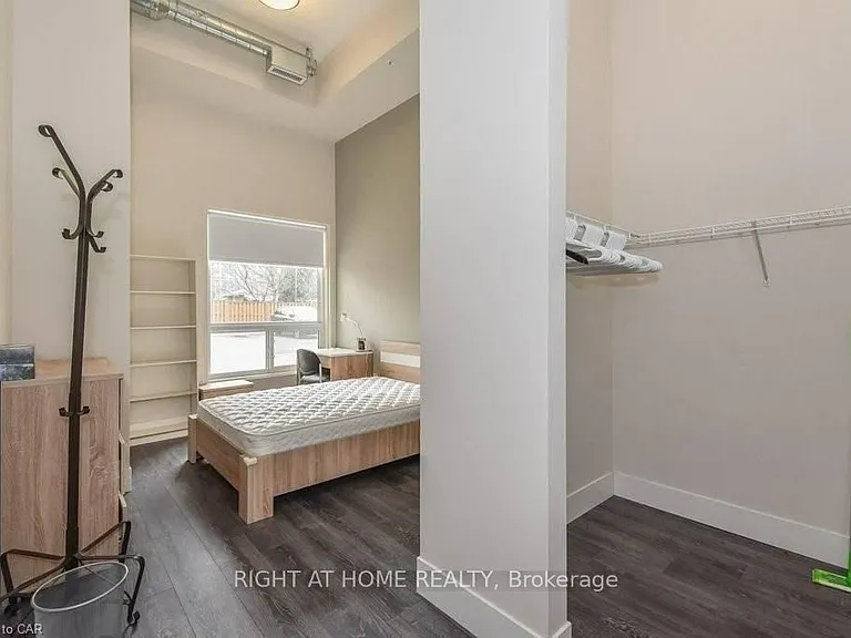 253 Albert St #405 — Photo 4