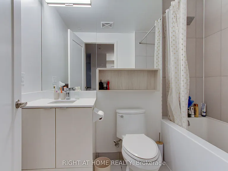 70 Princess St #312B — Photo 21