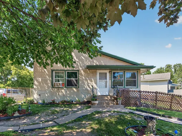 725 California Ave E, Saint Paul, MN 55106