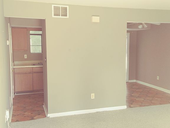 Family room -front entrance 