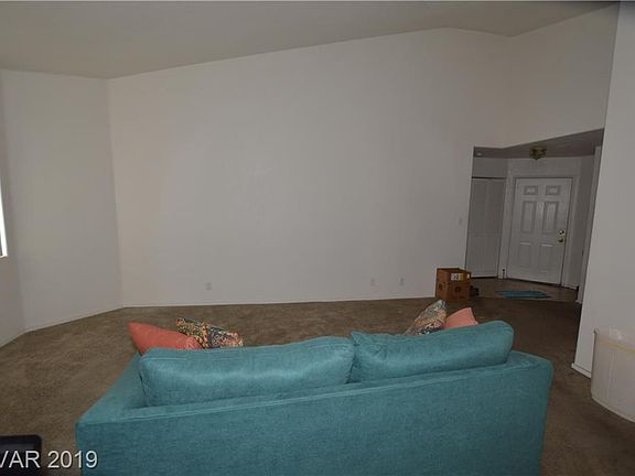 3rd image of 5028 S Rainbow Blvd Unit 205