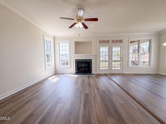 3rd image of 180 Whetstone Dr