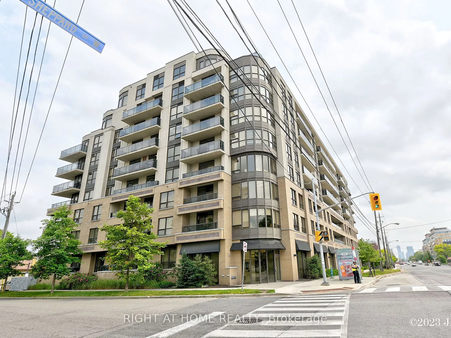 760 Sheppard Ave W — Photo 1