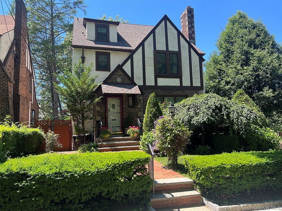 1st image of 233 Kneeland Avenue