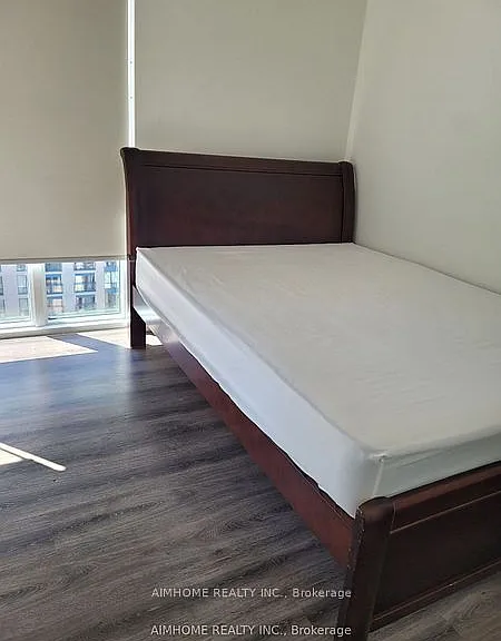 65 Mutual St #1405 — Photo 8